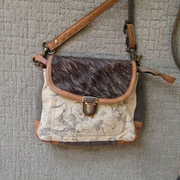 Nice Condition Myra Bag Genuine Cowhide on Flap - Picture 8 of 10